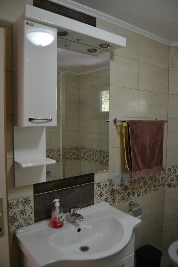 Apartments Dobrisa كوتور المظهر الخارجي الصورة