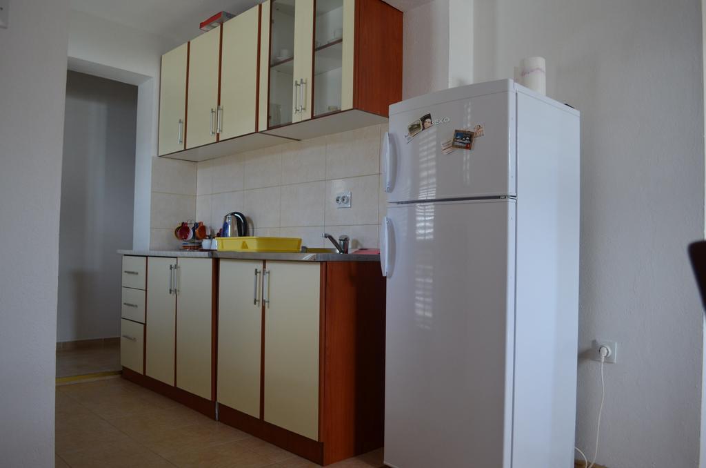 Apartments Dobrisa كوتور الغرفة الصورة