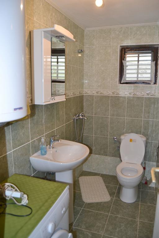 Apartments Dobrisa كوتور المظهر الخارجي الصورة