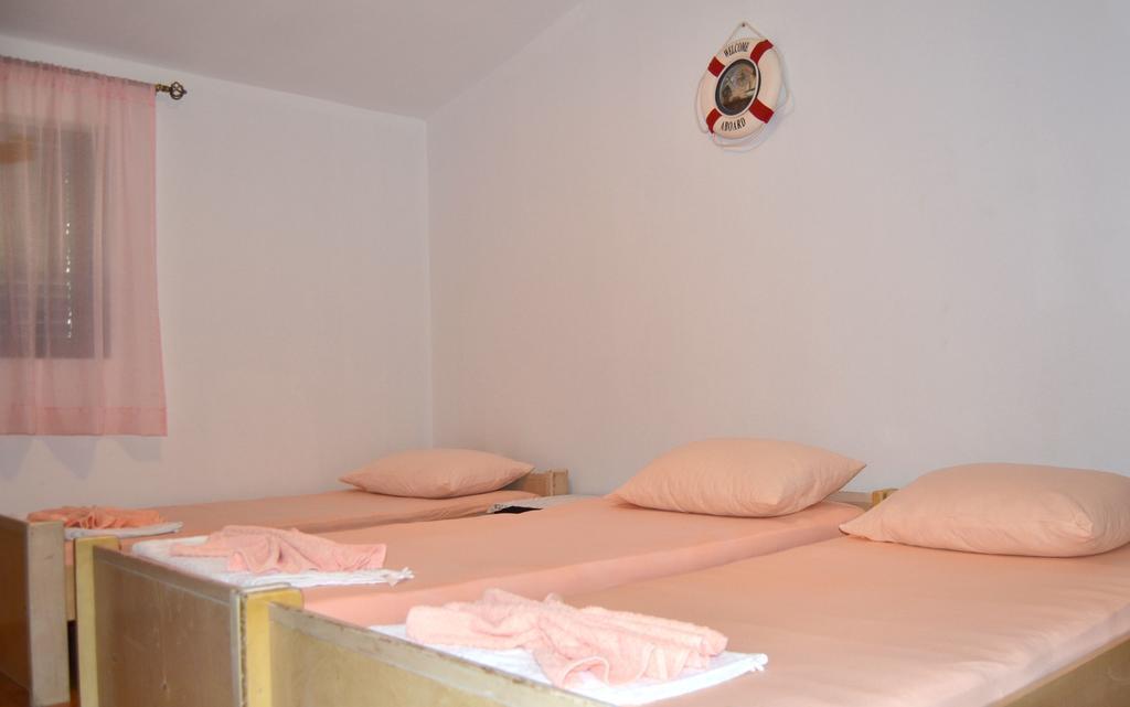 Apartments Dobrisa كوتور المظهر الخارجي الصورة